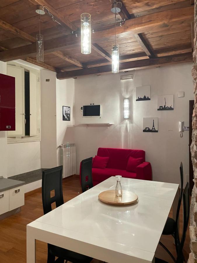 B&B Emc2 Viterbo Luaran gambar